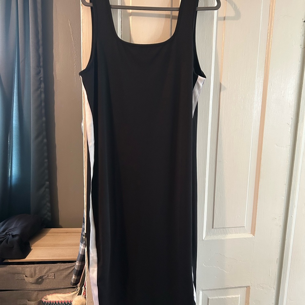 Elegant Black Sleeveless Dress